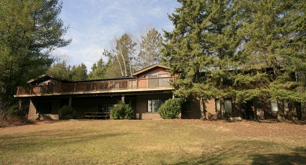 Luxury real estate and Country Homes for sale including horse farms and property in the Caledon and King City areas near Toronto
